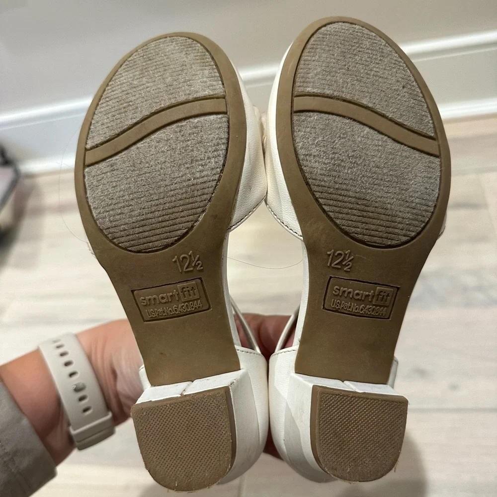 Girls dress shoes size 12.5